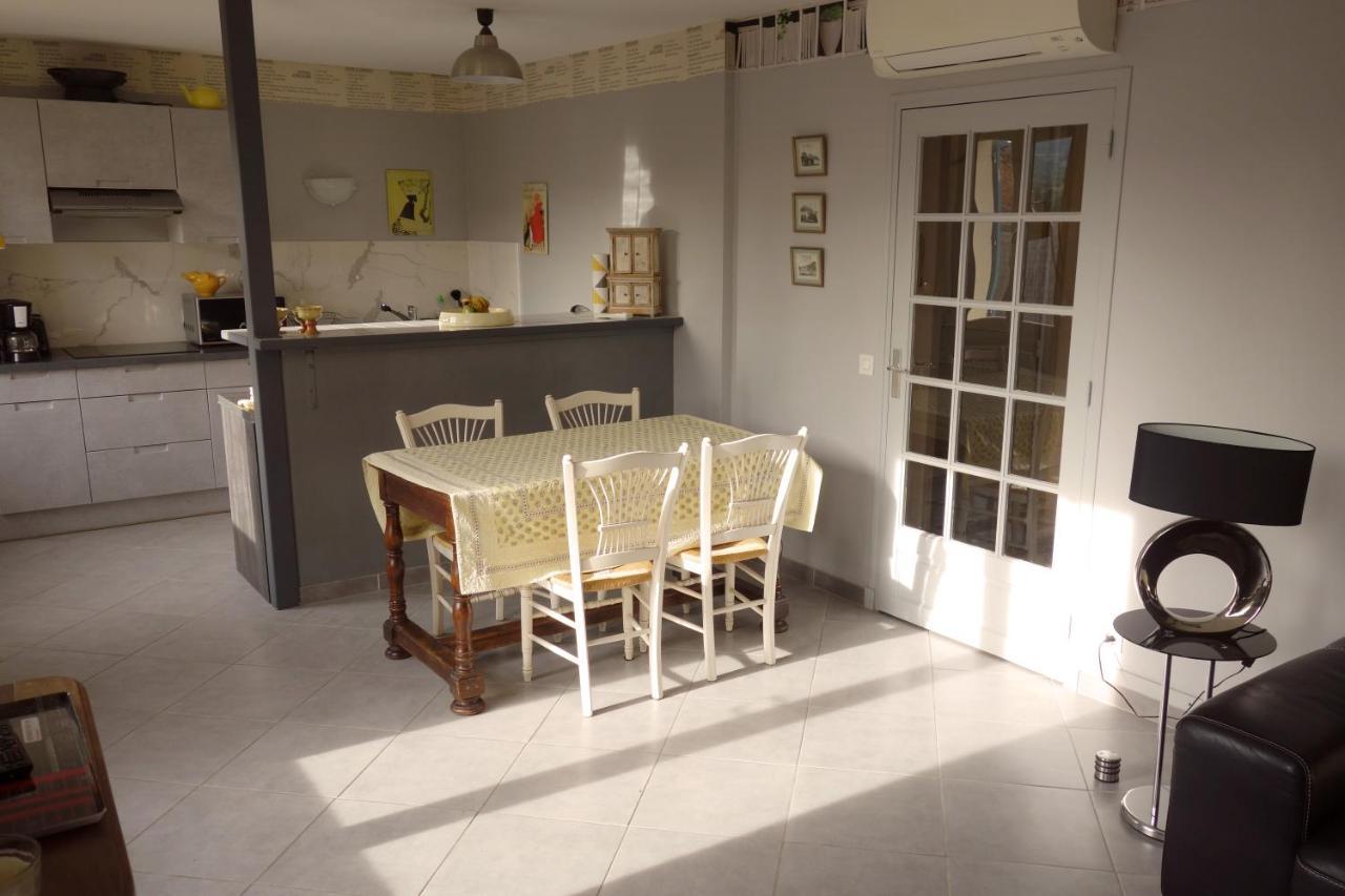 Bel Appartement Avec Grande Terrasse Sud Vaison-la-Romaine Exterior photo